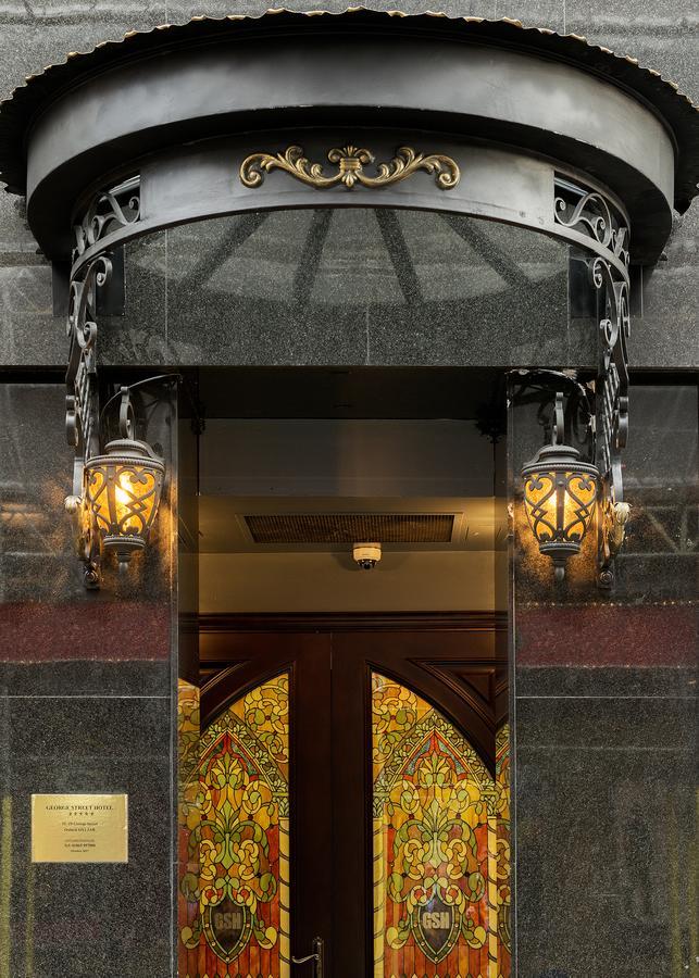 The George Street Hotel Оксфорд Екстериор снимка The entrance to the church