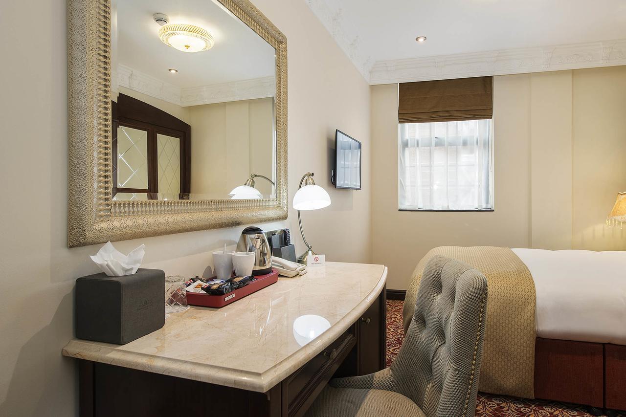 The George Street Hotel Оксфорд Екстериор снимка A room at the hotel