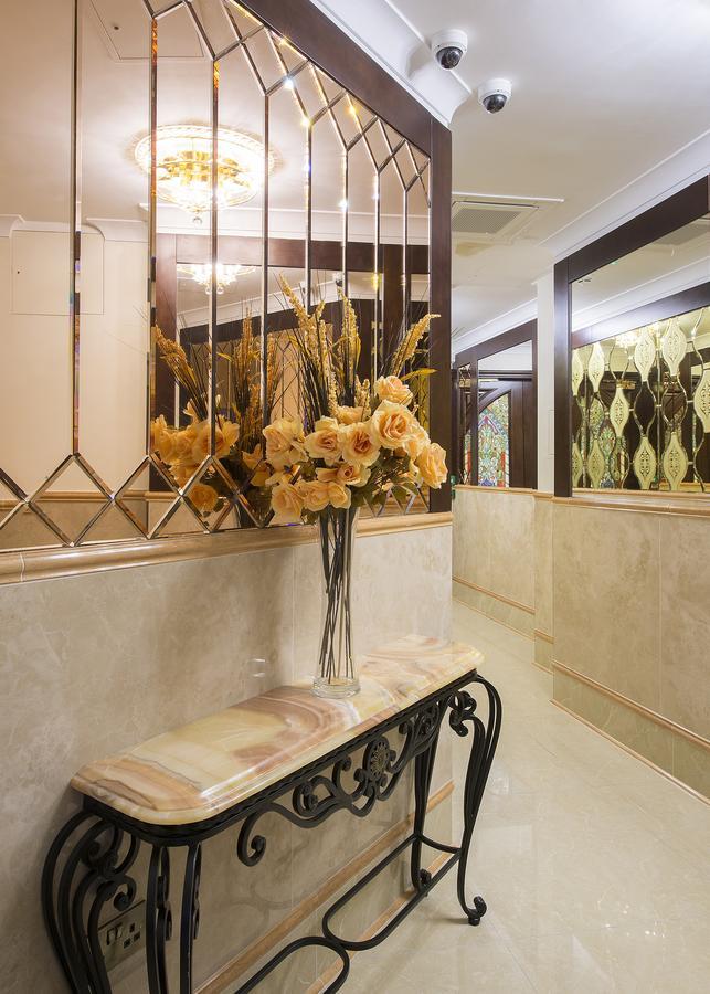The George Street Hotel Оксфорд Екстериор снимка The lobby of the hotel