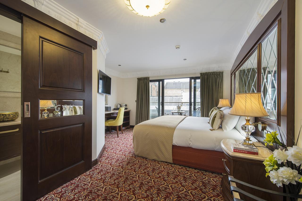 The George Street Hotel Оксфорд Екстериор снимка A room at the hotel